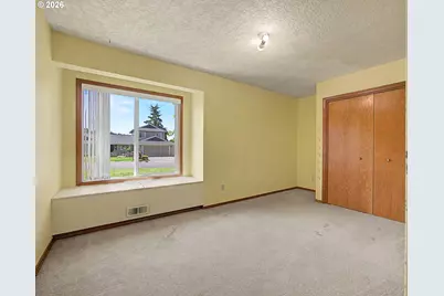 22713 SE Naomi Dr, Damascus, OR 97089 - Photo 33