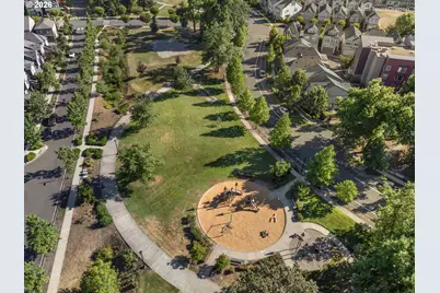 11745 SW Valencia Ln, Wilsonville, OR 97070 - Photo 35