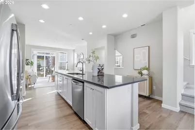 11745 SW Valencia Ln, Wilsonville, OR 97070 - Photo 7