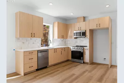 3863 N Willis Blvd #8, Portland, OR 97217 - Photo 5