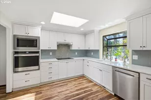 3850 NW Elmwood Dr, Corvallis, OR 97330 - Photo 5