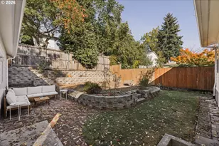 2015 SE Pine St, Portland, OR 97214 - Photo 41