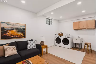 2015 SE Pine St, Portland, OR 97214 - Photo 33