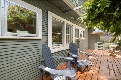 7738 SW 31st Ave, Portland, OR 97219 - Photo 37