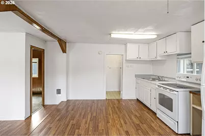 215 E 2nd Ave, Riddle, OR 97469 - Photo 19