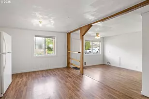 215 E 2nd Ave, Riddle, OR 97469 - Photo 21
