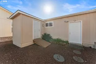 51374 SE Hoodview Dr, Scappoose, OR 97056 - Photo 37