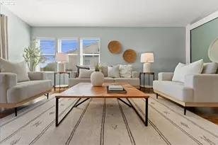 51374 SE Hoodview Dr, Scappoose, OR 97056 - Photo 7