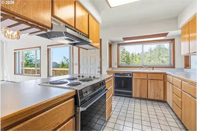 805 Luebke Rd, Toutle, WA 98649 - Photo 13