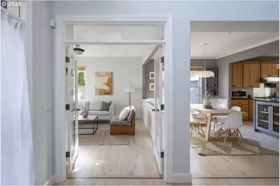 3924 SW Pasadena St, Portland, OR 97219 - Photo 3