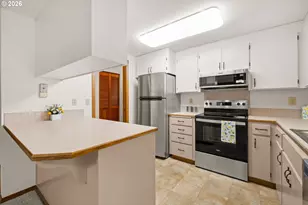 15025 NE Sacramento St, Portland, OR 97230 - Photo 7