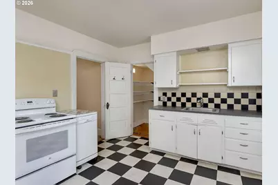 1808 NE Wasco St, Portland, OR 97232 - Photo 33