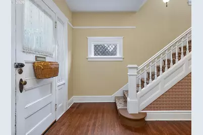 1808 NE Wasco St, Portland, OR 97232 - Photo 5