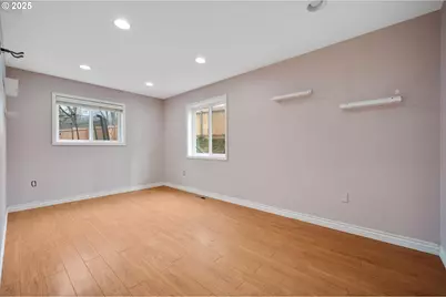 7080 SW Taylors Ferry Rd, Portland, OR 97223 - Photo 13