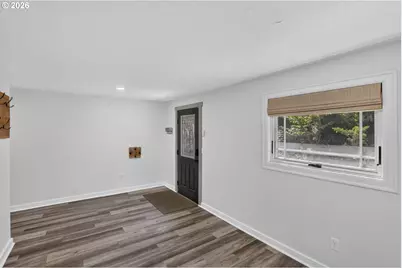 75054 Debast Rd, Rainier, OR 97048 - Photo 5