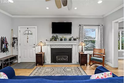 1050 Summer St, Salem, OR 97301 - Photo 9