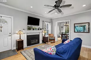 1050 Summer St, Salem, OR 97301 - Photo 7