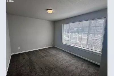 374 Nursery Ct, Eugene, OR 97402 - Photo 3