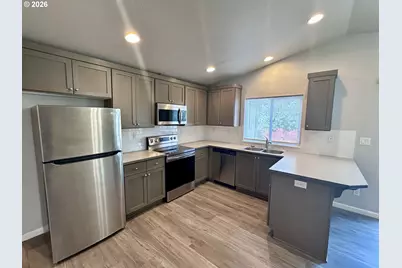 374 Nursery Ct, Eugene, OR 97402 - Photo 7