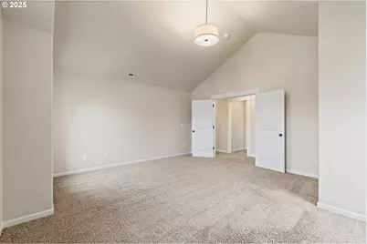 17468 SW Roger Ln, Beaverton, OR 97078 - Photo 27