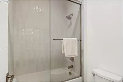 2415 E 6th St, Vancouver, WA 98661 - Photo 27