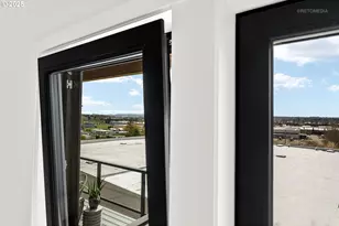 2415 E 6th St, Vancouver, WA 98661 - Photo 21