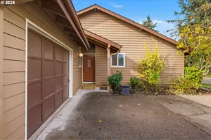 2423 Benson Ln, Eugene, OR 97408 - Photo 17