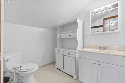 2423 Benson Ln, Eugene, OR 97408 - Photo 33