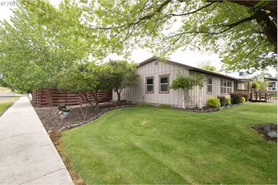 2 S College St, Joseph, OR 97846 - Photo 25