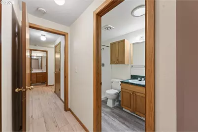 703 NW 17th St, Battle Ground, WA 98604 - Photo 23