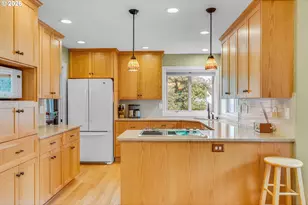 8056 SE 141st Ave, Portland, OR 97236 - Photo 7
