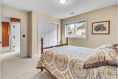 8056 SE 141st Ave, Portland, OR 97236 - Photo 27