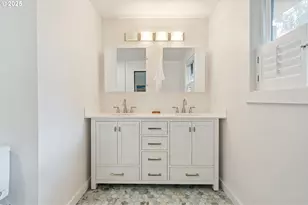 7130 SW Shady Ln, Portland, OR 97223 - Photo 17