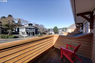 123 S Hemlock St, Cannon Beach, OR 97110 - Photo 9