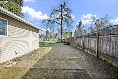 775 54th St, Springfield, OR 97478 - Photo 21