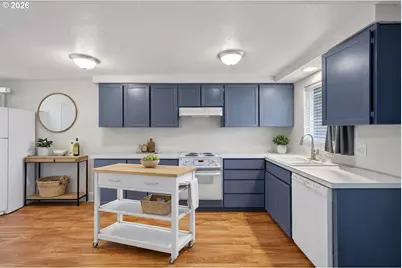 775 54th St, Springfield, OR 97478 - Photo 3