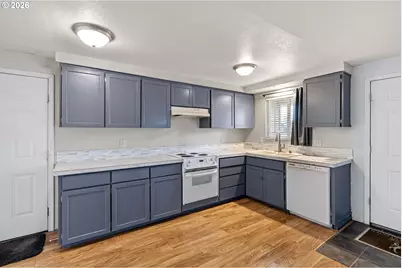 775 54th St, Springfield, OR 97478 - Photo 5