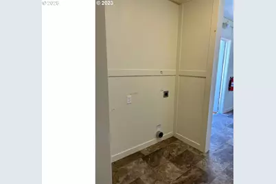 5000 NE Stephens St #25, Roseburg, OR 97470 - Photo 5