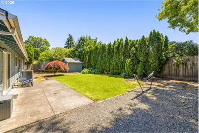 828 NW Forest St, Hillsboro, OR 97124 - Photo 27