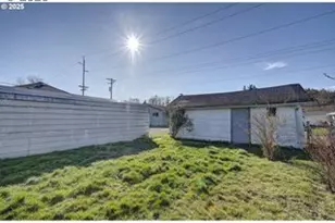 105 Redpath, Kelso, WA 98626 - Photo 21