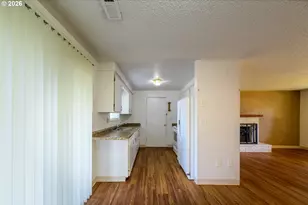 165 E Rosewood Ave, Eugene, OR 97404 - Photo 11