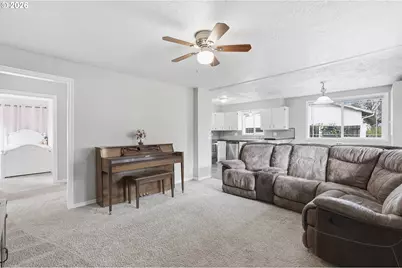 1401 Pierce St, Oregon City, OR 97045 - Photo 9