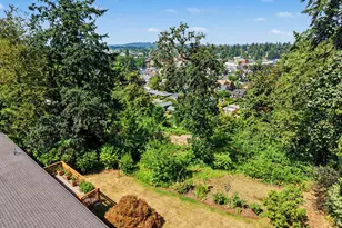 315 Edgewood Dr, Silverton, OR 97381 - Photo 35
