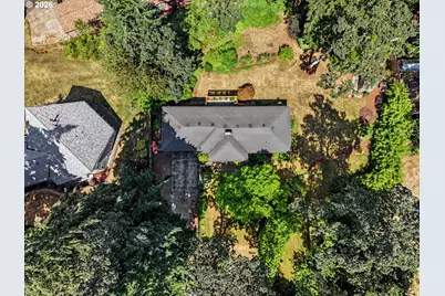 315 Edgewood Dr, Silverton, OR 97381 - Photo 43