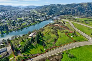 141 Umpqua College Rd, Roseburg, OR 97470 - Photo 1