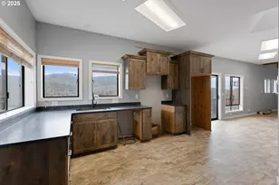 141 Umpqua College Rd, Roseburg, OR 97470 - Photo 27