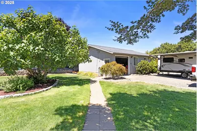 1359 Quail Ln, Roseburg, OR 97471 - Photo 25