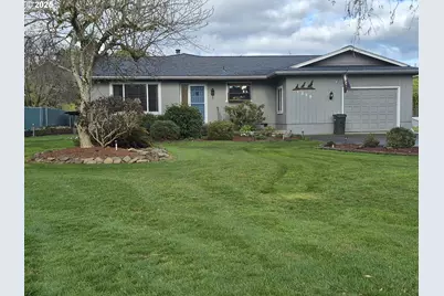 1359 Quail Ln, Roseburg, OR 97471 - Photo 1