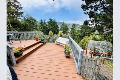 17166 Mountain Dr, Brookings, OR 97415 - Photo 39