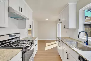 2617 SE Cesar E Chavez Blvd, Portland, OR 97202 - Photo 17